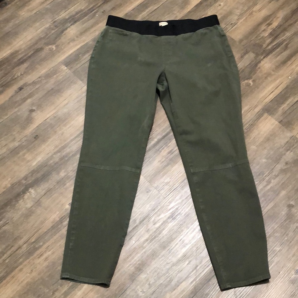 Cremieux Ankle Pants Green SZ Lg EUC